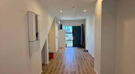 Modern Studio Unit in New Lynn! - Photo 2