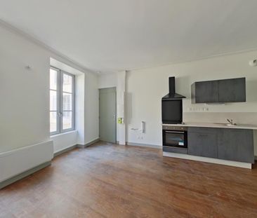 Location Appartement 2 pièces 54m² POITIERS 86000 - Photo 4