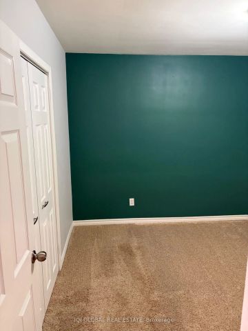 452 Elizabeth Street #Upper - Photo 5