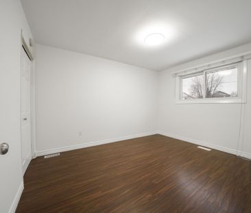 For Lease - 4451 Bennett Road, Burlington, Ontario - Photo 4