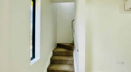 CONIFER GROVE, 4 BEDROOMS - Photo 4