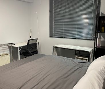 2 Bedroom HDB_THREE_ROOM at Bukit Merah - Photo 1