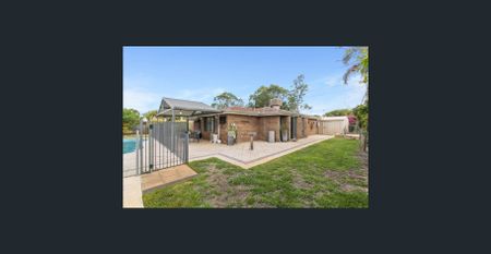 Powered Workshop, Underground Pool & Ducted A/C!! - Photo 4