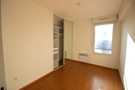 Location Appartement 3 pièces 58m² - Photo 2