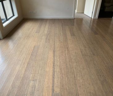 - Modern Apartment in Central Springvale - Photo 6