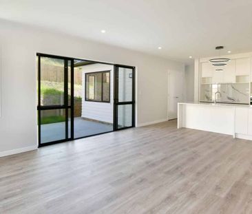 Newly Built - Modern Four-Bedroom Family Home - Photo 1