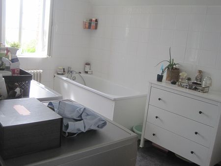 A LOUER TRES BEL APPARTEMENT A VERMAND 02490 - Photo 5