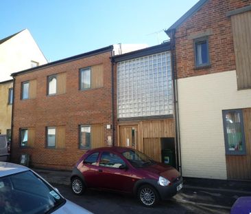 3 bedroom apartment to rent - Photo 5