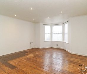 Fort Mansions, 9-11 Fort Crescent, Margate, CT9 1HN, Kent - Photo 3