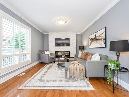 For Lease - 1575 Samuelson Circle, Mississauga, Ontario - Photo 2