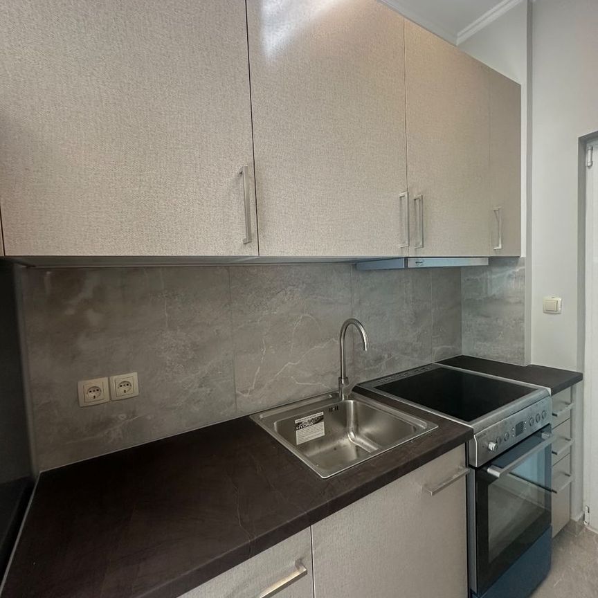Studio/Γκαρσονιέρα για ενοικίαση Παντοκράτορος - Αρχαίο Ωδείο (Πάτρα) - Photo 1