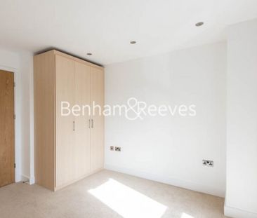 2 Bedroom flat to rent in Fairthorn Road, Charlton, SE7 - Photo 6