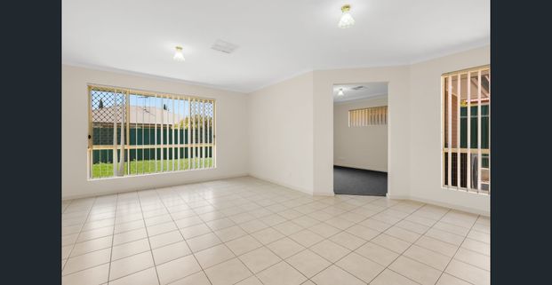 4 Bedroom family home in Blakeview - Photo 1