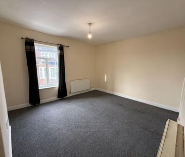 2 bedroom House To Let - Photo 2