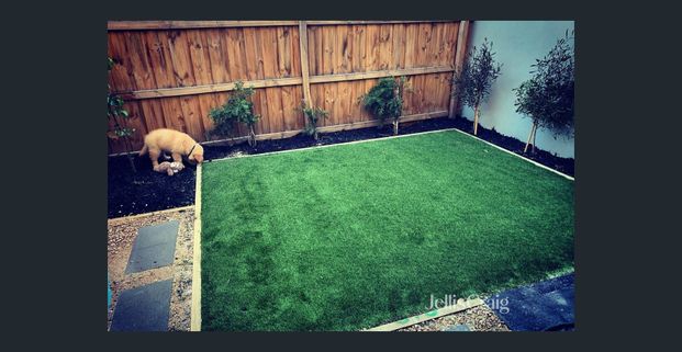 Three-Bedroom Townhouse – Altona North - Photo 1