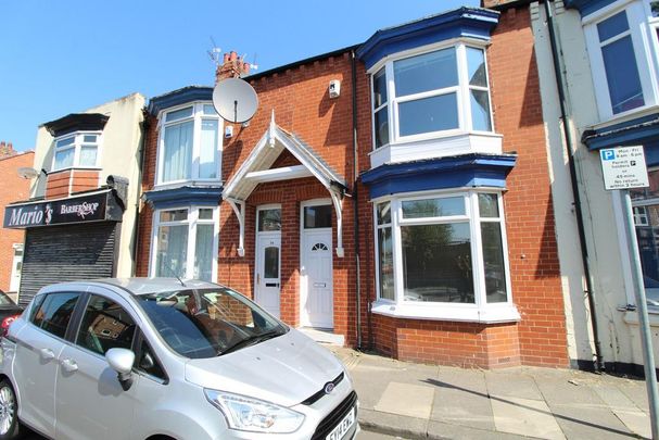 4 bedroom terraced house to rent - Photo 1