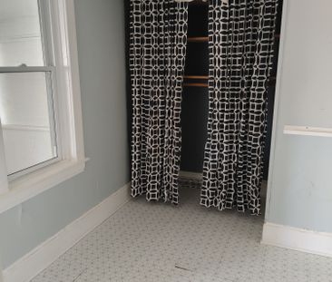 2148 Halifax St, Regina - Photo 2