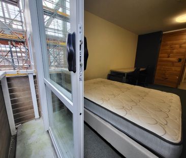 Stylish Studio Apartment for Rent – 315/12 Martin Square, Wellington - Photo 4