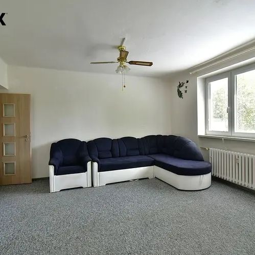Pronájem moderního zrekonstruovaného bytu 2+1 - Photo 1