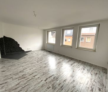 Hier können Sie direkt Einziehen! Frisch renovierte ca. 59 m² Wohnu... - Photo 1