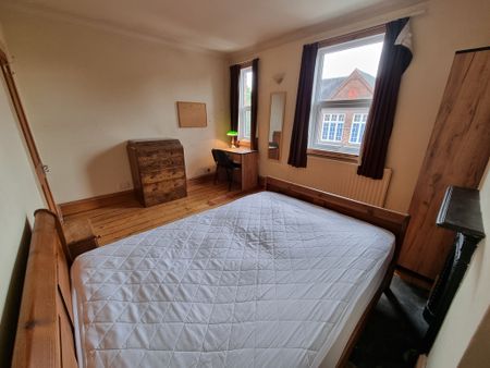 3 Bed Student Accommodation - Photo 3