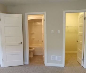 For Lease - 924 Georgetown Drive, London North, Ontario - Photo 4