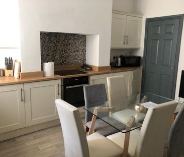 1 bedroom in a house share to rent - Photo 4