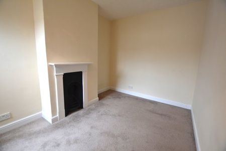 2 bedroom house available - Elliot St, IP1 - Photo 2