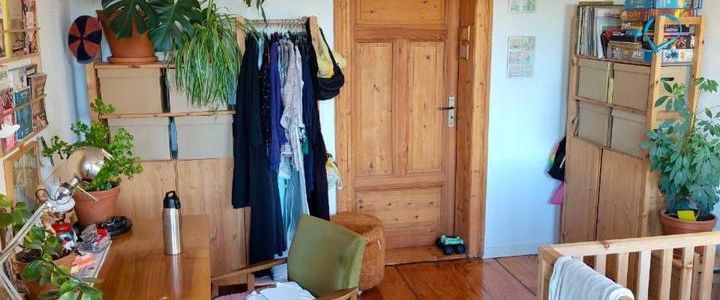 Sehr helle Wohnung mit Blick ins Grüne - Photo 1