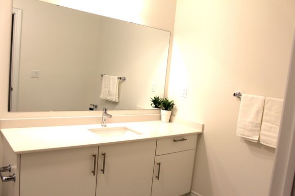 For Lease - 94 BERMONDSEY Way, Brampton, Ontario - Photo 1