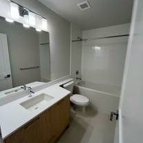 $2,950 / 2 bedroom/ 2 bathroom / 2 underground parking! South Surrey - Photo 4