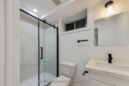 For Lease - 222 B Hibbert Avenue, Oshawa, Ontario - Photo 4
