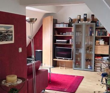Schöne, großzügige 2-Zimmerwohnung. teilmöbliert - Foto 1