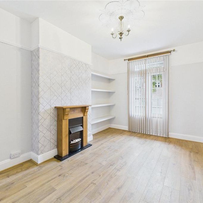 3 bedroom terraced house to rent - Photo 1