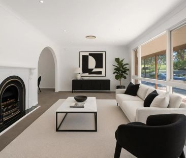 Highly Desirable Family Home In Prime Suburb - Photo 2