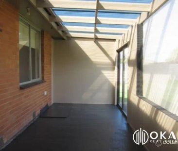 “Spacious 3-Bedroom Home in Prime Sunshine West Location” - Photo 1