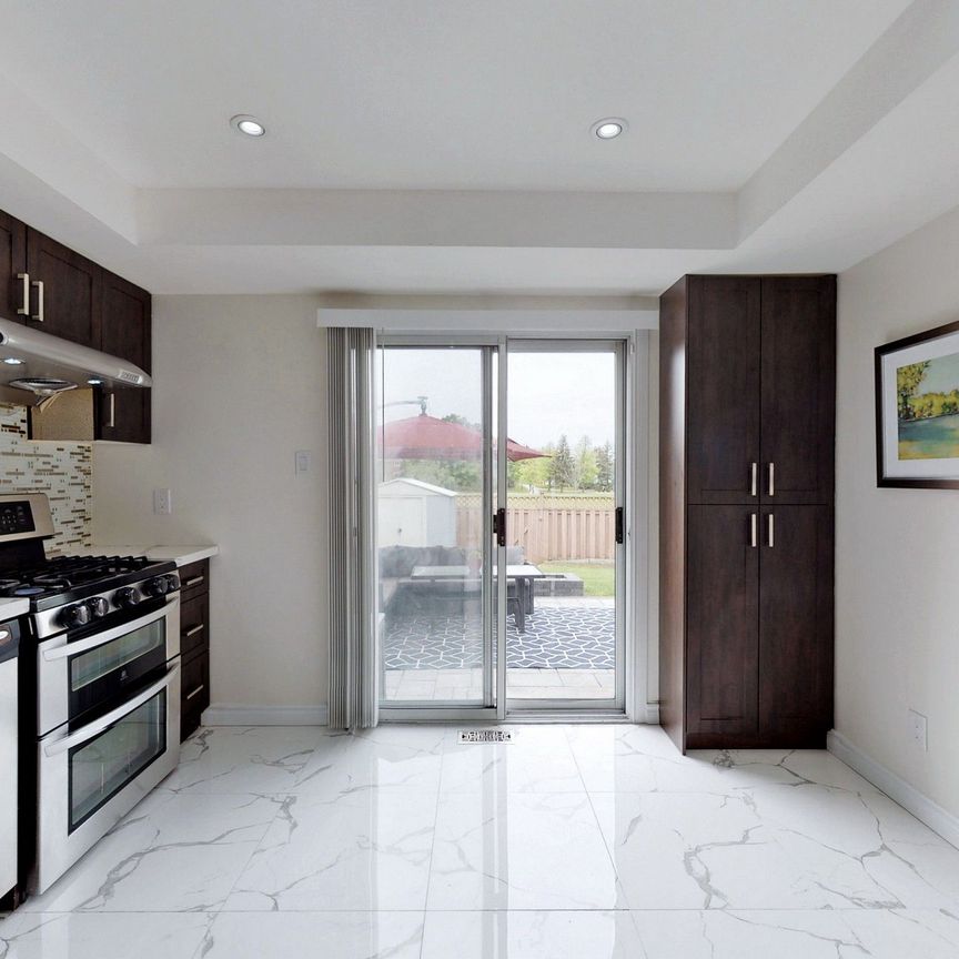 For Lease - 42 Grantown Avenue Unit# Upper, Toronto, Ontario - Photo 1