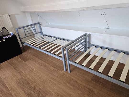 Kamer 6 geschikt voor 2 personen - Tenderstraat 29 - Photo 1