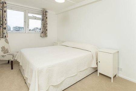 3 bedroom flat to rent - Photo 4