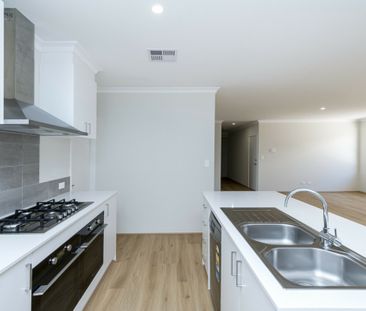 Near new 4x2 in Yanchep - Photo 4