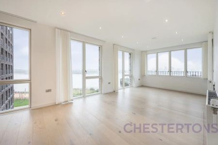 2 bedroom flat in 31 Lock Side Way - Photo 3