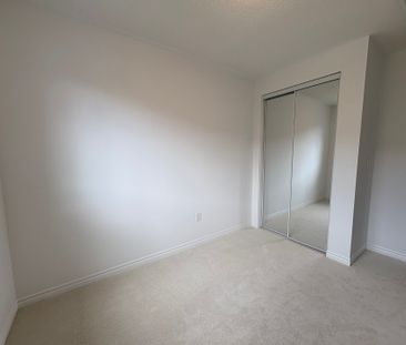 For Lease - 1368 Copley Court, Milton, Ontario - Photo 4