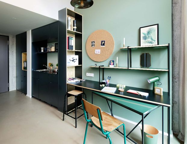 Penthouse Loft Balcony - Long Term - Floor 7 - Photo 1