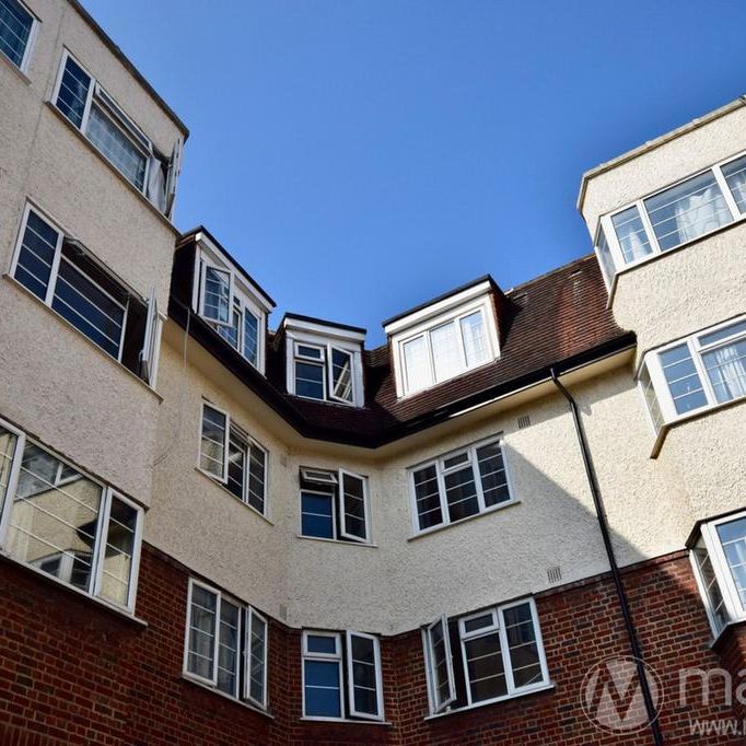 3 bedroom flat to rent - Photo 1