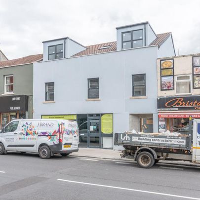 A totally refurbished flat situated amongst the vibrant hub of the Gloucester Road, the property has the full advantage of being within close proximity to all independent shops, cafes & bars. Finished to a very high standard this property would be perfect for a couple or two people sharing. Offered unfurnished, available immediately. EPC - TBC - Photo 1