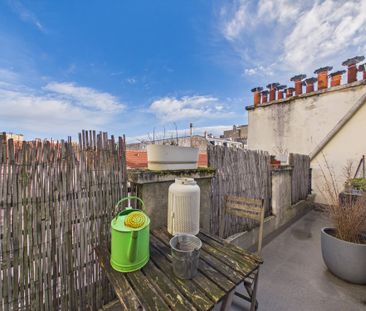 STUDIO MEUBLE AVEC BALCON - Photo 6