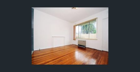 Modern unit in Central Dandenong! - Photo 2