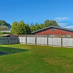 The House You are Looking For! - Photo 2