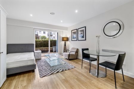 Studio Flat, Claremont House, NW9 - Photo 2