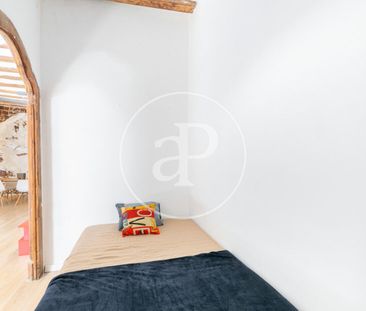 Apartment for rent in El Born, Barcelona - Photo 2